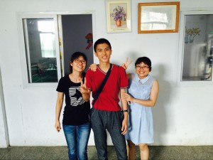 “走进爱慧，蓝心有伴”1